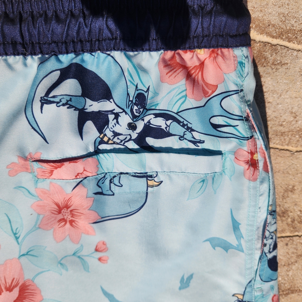Batman Mens Light Blue Floral Swim Trunks with Drawstring Waistband Sz Small - Picture 8 of 11